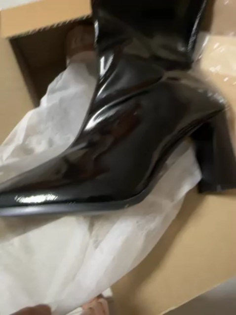 giao hàng siêu nhanh và đúng như khi tư vấn. lần đầu mua loại hàng dùng đi du lịch mà thấy an tâm. mọi người nên vào ủng hộ shop nhé còn mình sẽ tiếp tục ủng hộ shop