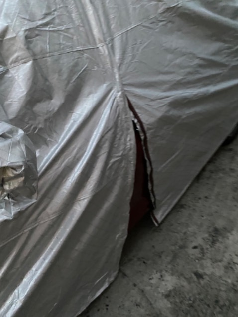 Mình đặt có ghi xe Accent, mà hàng giao nhỏ. Síu , còn bị rách vói hư khoá luôn. ☹️  hi vọng shop đổi cái khác to với lành lặn