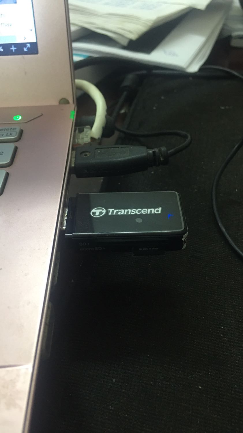 Chất lượng ổn nhưng về mĩ quan không đẹp lắm. Khi cầm kêu “cọt kẹt” cảm giác không chắc. Chất lượng ổn nhưng về mĩ quan không đẹp lắm. Khi cầm kêu “cọt kẹt” cảm giác không chắc.