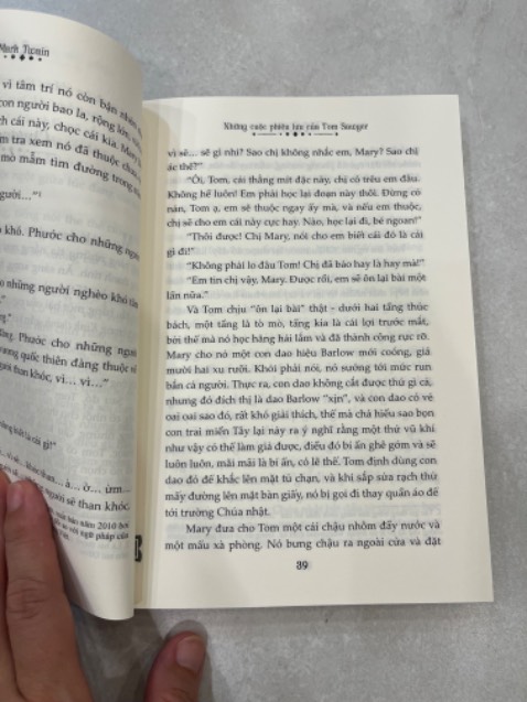 Sách in rất đẹp. Giao hàng siêu nhanh. Đặt vào buổi tối thì trưa hôm sau nhận được.