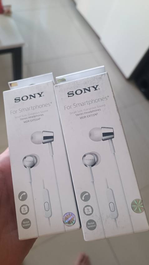 Âm thanh chất lượng vượt trội so với tầm giá. Ngoại trừ phần dây hơi mỏng và dài hơn các tai nghe có khác khá nhiều. Âm thanh chất lượng vượt trội so với tầm giá. Ngoại trừ phần dây hơi mỏng và dài hơn các tai nghe có khác khá nhiều.