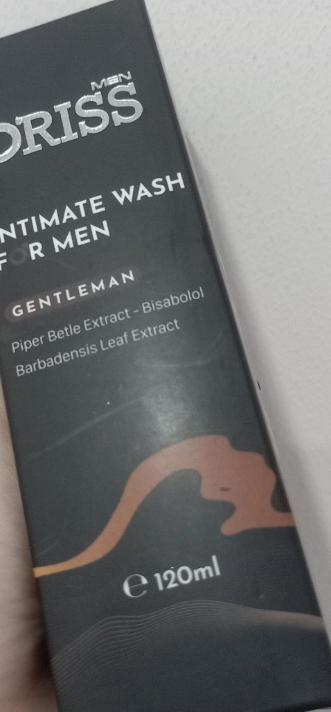 Sản phẩm giao đến nhanh và chất lượng rất tốt. Nó lành tính lắm nên không có rát như khi dùng xà bông. A/e nên mua sử dụng nhe