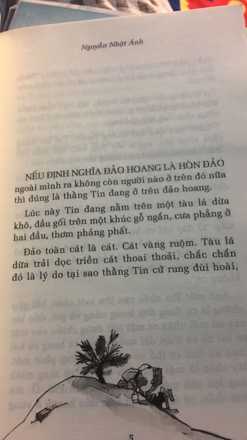 Đánh yêu thật sự :> 
Nếu cậu cảm thấy mất cân bằng và quá mỏi mệt trong cuộc sống này , tớ nghĩ đây là cuốn sách cậu cần để tìm lại một mảnh linh hồn đã đánh mất :))) chúc cậu tìm được mảnh đất của mình