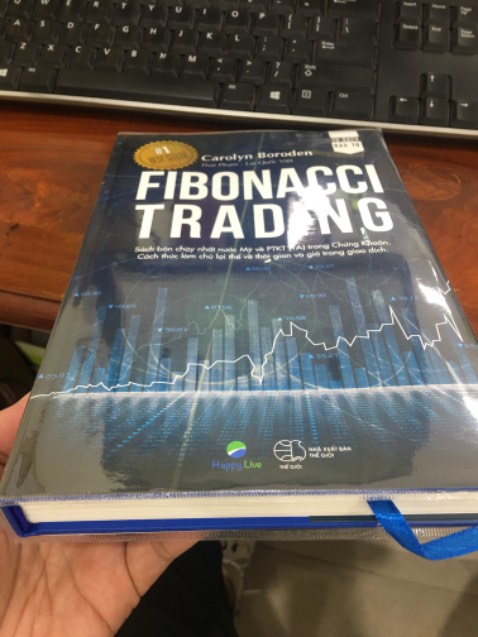 Giao hàng siêu nhanh, bạn giao hàng rất tốt. Sách hay và hỗ trợ nâng cao kỹ năng phân tích kỹ thuật chứng khoán, sách chính hãng, giấy in và mực in đẹp, bìa sách đóng khá đẹp