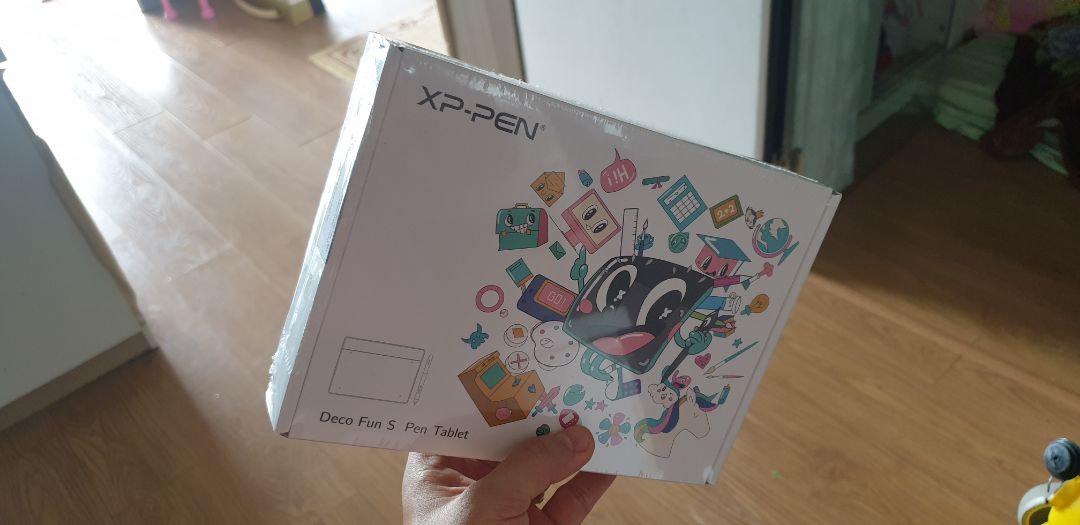 Sản phẩm tốt, chính hãng.
Tiki đóng gói good. Thích nhất là cách dùng bìa catton cắt tạo độ phồng để thay thế xốp cho những mặt hàng công nghệ. Vừa tiết kiệm vừa bảo vệ môi trường. Cảm ơn tiki nhé