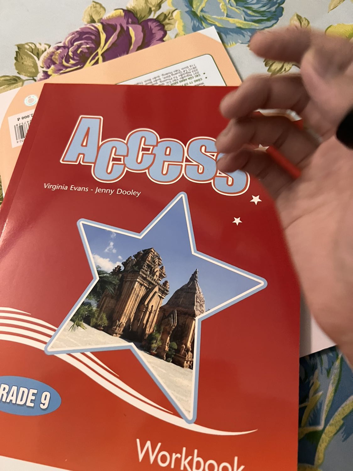 Sản phẩm đẹp, giấy chất lượng, đóng gói cẩn thận, giao hàng nhanh, cho shop 100 sao, sẽ tiếp tục ủng hộ shop.