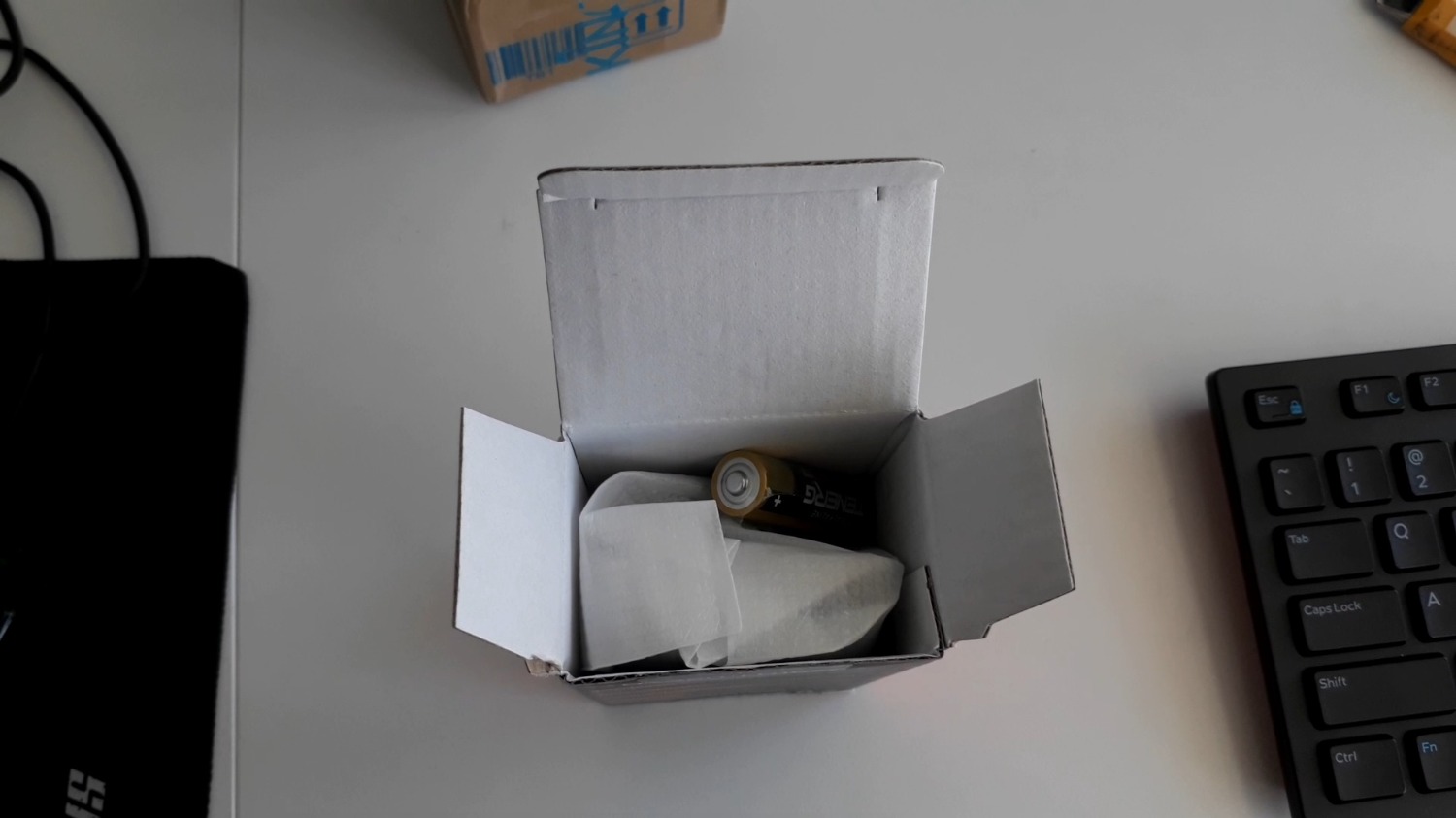 Đầu USB hơi yếu, nên gia công cho thật chắc đầu USB là ok, ngoài ra thì dùng khá