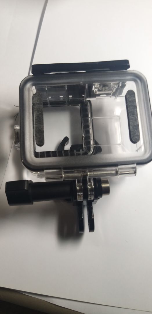 Nhìn đẹp,  nhưng bỏ may gopro 8 vào bị cấn màng hình không biết có ảnh hưởng đến gopro không nữa