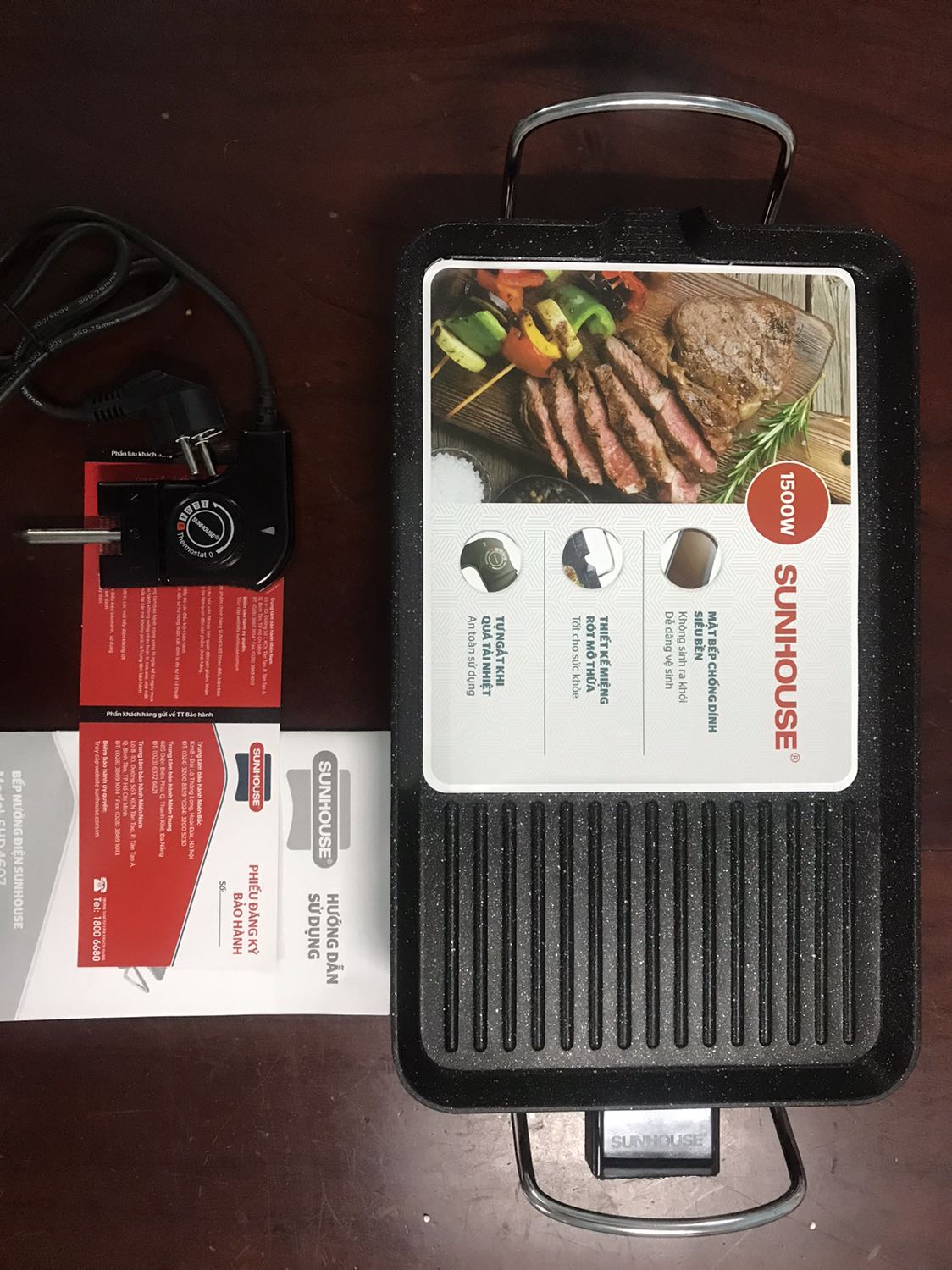 Giao hàng khá nhanh trước thời gian dự kiến. Mặc dù đóng gói chưa kỹ nhưng hàng về tay vẫn tốt không bị hư hại. Có hướng sách dẫn sử dụng dễ hiểu, có phiếu bảo hành. Mình chưa sử dụng nhưng nhìn rất thích!