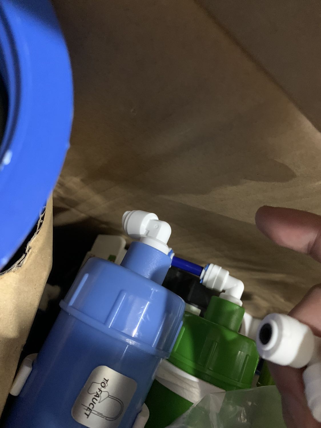 Sản phẩm lỗi nhưng tiki vẫn chưa đổi trả hàng cũng như không có ý định xử lý, mất gần tháng trời gọi lên hỗ trợ cũng không thấy xử lý gì cả. Đề nghị bên tiki cập nhật chính xác tình trạng xử lý, nói đang xử lý mà hàng hỏng vẫn không mang về thì không hiểu đang xử lý gì