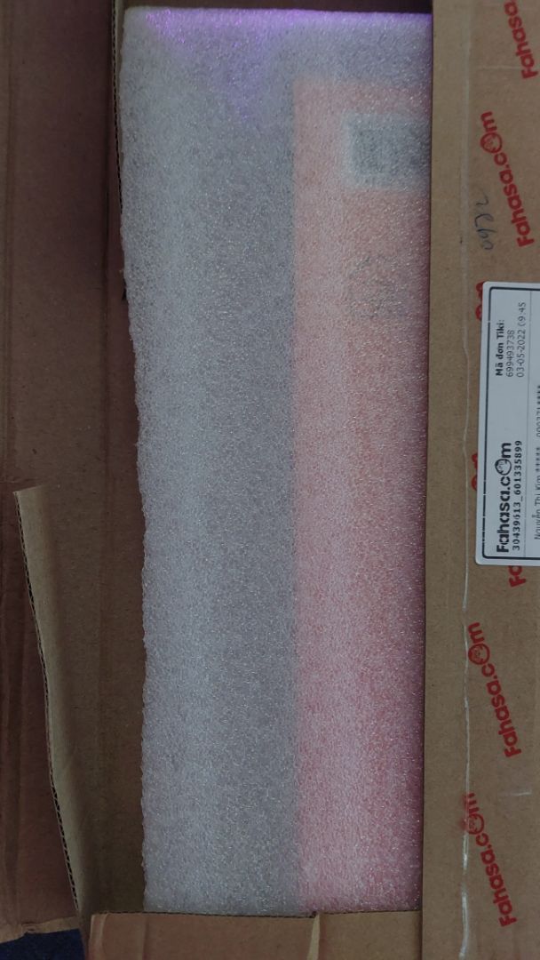 Giao hàng hơi lâu, nhưng gói hàng kỹ, sách không bị méo, móp hay trầy. Mua lúc sale rồi có mã nên tạm cho 5 sao Giao hàng hơi lâu, nhưng gói hàng kỹ, sách không bị méo, móp hay trầy. Mua lúc sale rồi có mã nên tạm cho 5 sao