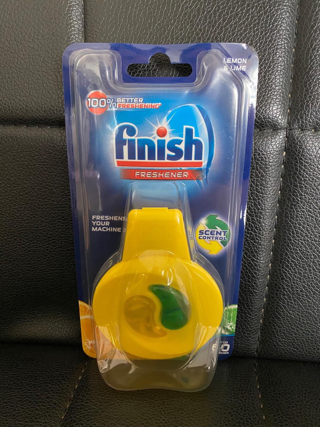 Đồ finish quen mua của shop rồi nên rất yên tâm. Hàng chuẩn chính hãng, khử mùi khá tốt, rửa bát nhiệt độ cao lúc mở ra hay bị mùi hơi khó chịu, xài cái này là hết hẳn. Hương mát mát thôi chứ không bị nồng quá. Khi nào hết sẽ tiếp tục ủng hộ shop