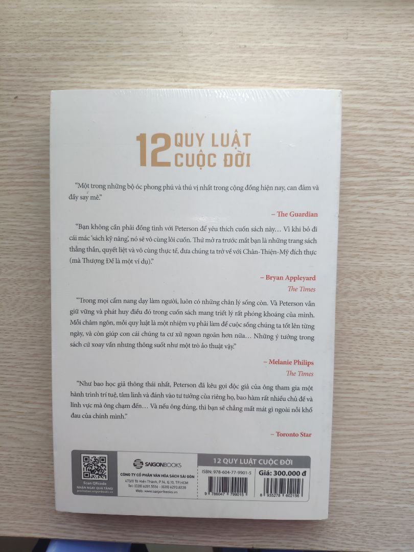 Về Giao hàng: Giao hàng nhanh
Về đóng gói: Tiki luôn tuyệt vời, gói đẹp
Về chất lượng sách: Tuyệt vời ông mặt trời
Về nội dung sách: toàn những tác phẩm bán chạy toàn cầu thì chất lượng không phải bàn.
Về giá cả: rẻ không tưởng

Xin cảm ơn TIKI ❤️❤️❤️