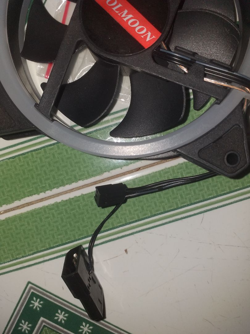 khuyên mng đừng mua hàng vì bên này giao hàng ko giống trong hình đâu