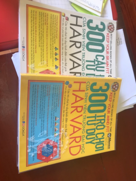 Sách mới.Không có dấu hiệu bong tróc hay mất,mờ chữ.Đánh giá là tốt