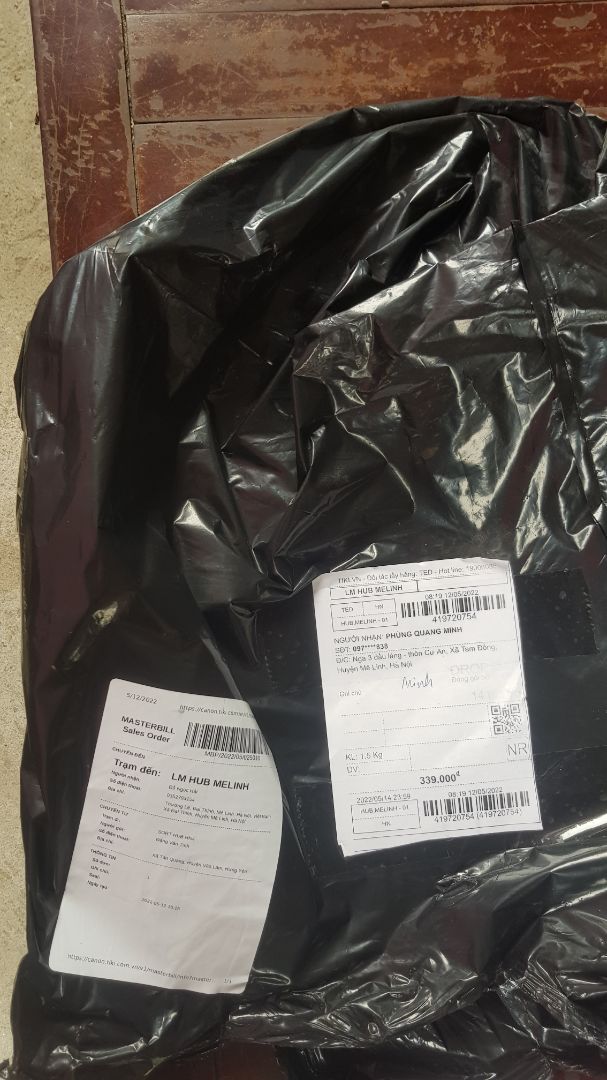 chụp vào xe thấy ưng ý quá, size vừa, bạt 2 lớp dày dặn. bền thì cần thời gian, giá này cũng không mong được hơn