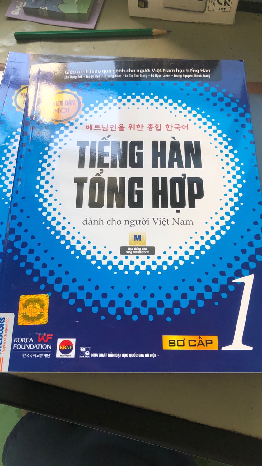 Nhờ lấy được mã giảm mà mình mua sách còn có 100k mà freeship tận nhà 
Sách mới tin có tem chống giả rõ ràng, giao nhanh hơn dự kiến 2 ngày luôn , Đặt chiều 7 mà sáng t2 có liền rồi Nhờ lấy được mã giảm mà mình mua sách còn có 100k mà freeship tận nhà 
Sách mới tin có tem chống giả rõ ràng, giao nhanh hơn dự kiến 2 ngày luôn , Đặt chiều 7 mà sáng t2 có liền rồi