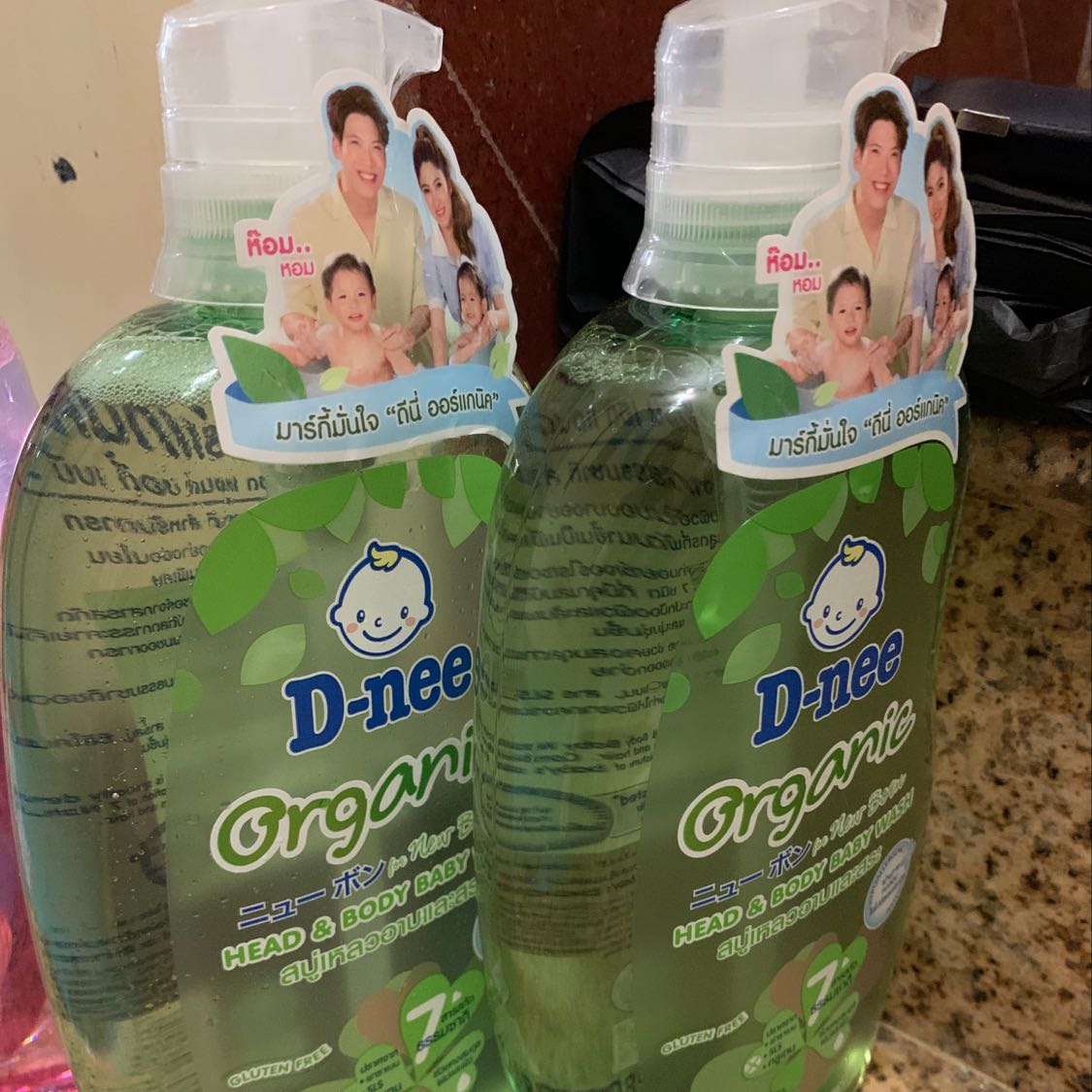 Đặt xanh biển mà nhận xanh lá nhưng cũng xài được, chỉ là shop không gọi báo nên cho 3 sao vậy Đặt xanh biển mà nhận xanh lá nhưng cũng xài được, chỉ là shop không gọi báo nên cho 3 sao vậy