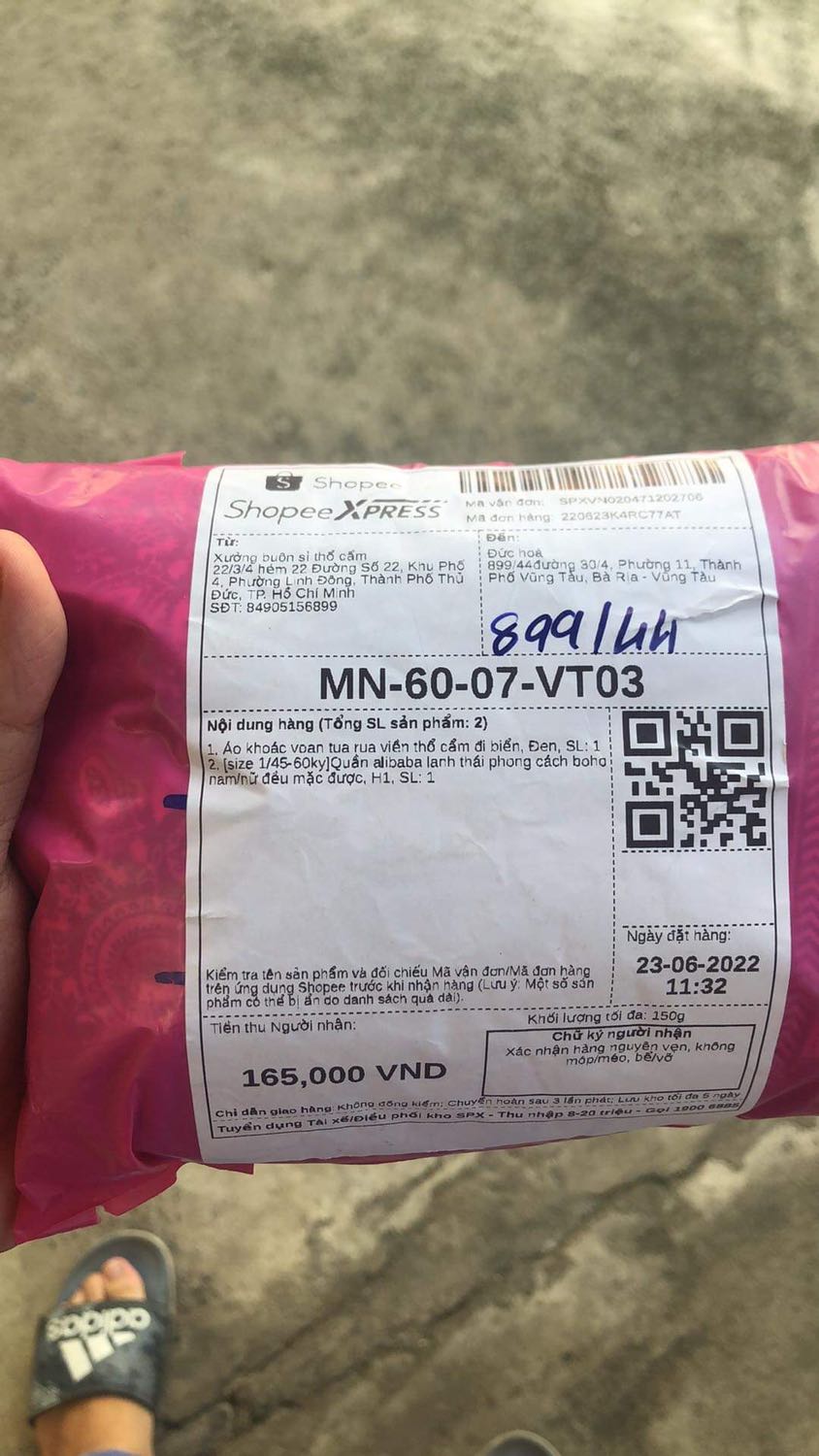 sản phẩm sách đọc rất hay và ý nghĩa mong nhà sách bán nhiều loại sách ntn để đọc :3