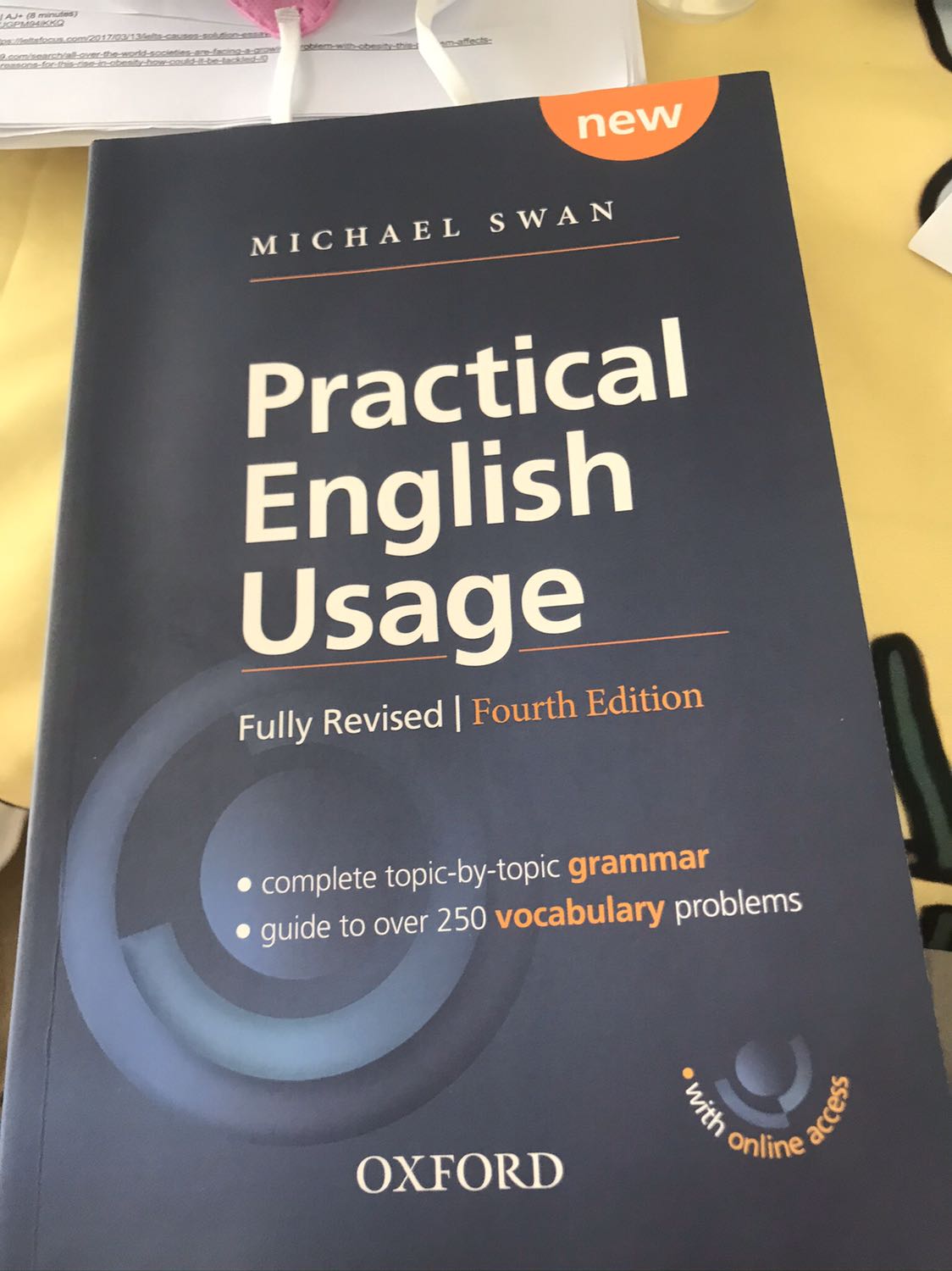 Sách được đóng gói chắc chắn, đến tay mình vẫn còn nguyên vẹn, sách còn có mã code để sử dụng online. Nội dung sách hay, được giải thích rõ ràng. Cám ơn Fahasa và Tiki.