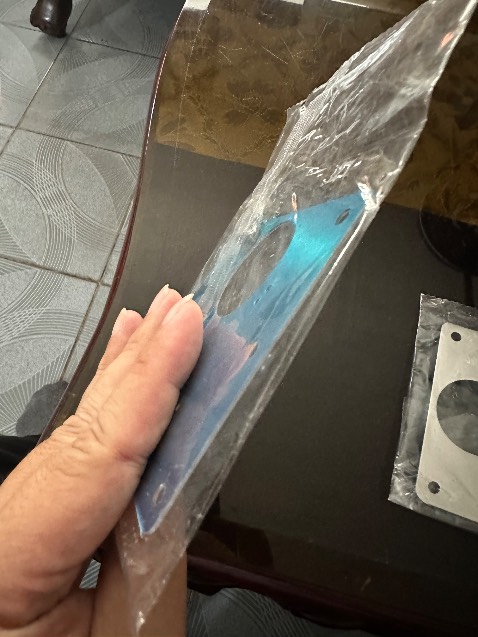 Chất lượng tốt. Lỗ khoan sẵn hơi ít, phải khoan thêm khi dùng