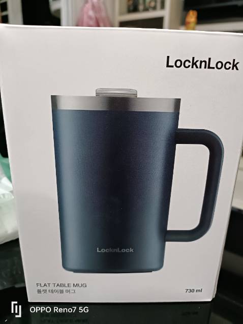 Giao hàng cực nhanh, sản phẩm đẹp, L&L là thương hiệu được mình ưa chuộng nhất vì mẫu mã đẹp và giữ nhiệt tận 24 giờ lận. Nắp ly có chỗ hở để tiện cho việc sử dụng ống hút và muỗng cà phê nhưng lại ko có đồ để chắn lại, vì vậy lý này chỉ để sử dụng tại chỗ chứ ko thể mang theo khj có nhu cầu mang ra đường nhé. 

Người mua nên cân nhắc kỹ điểm này trc khj mua để tránh tình trạng nước trong lý bị đổ ra ngoài khj vận chuyển.

Xin cảm ơn.