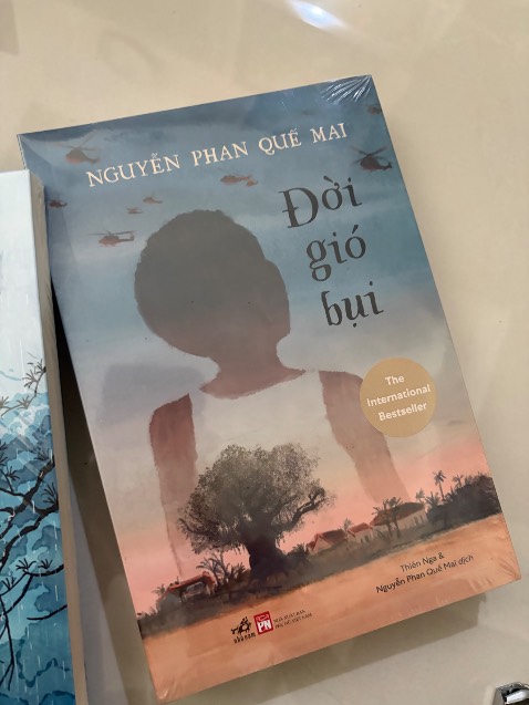 Sách hay, lôi cuốn. Tết cũng giao hỏa tốc.