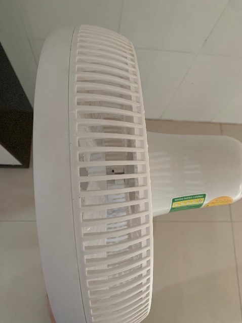 đang dùng cái máy ép chậm của hàng Mitomo này gần 2 năm mà không hư hỏng gì, lần này có mã giảm giá mua cái quạt. rất phân vân nhừng nhận hàng hài lòng, quạt xinh xỉu luôn, gió mạnh, bỏ ở phòng khách hợp luôn. đang dùng cái máy ép chậm của hàng Mitomo này gần 2 năm mà không hư hỏng gì, lần này có mã giảm giá mua cái quạt. rất phân vân nhừng nhận hàng hài lòng, quạt xinh xỉu luôn, gió mạnh, bỏ ở phòng khách hợp luôn.