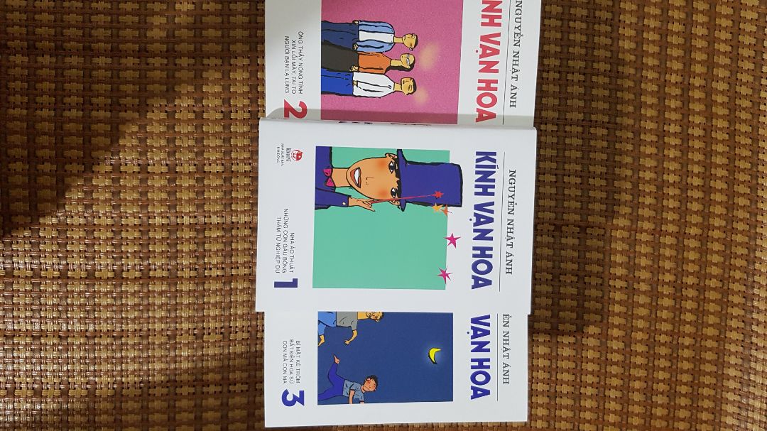 Mình thường mua sách trên Tiki và cực kì hài lòng về chất lượng, giá cả và cách thức giao hàng, đóng gói của Tiki. Sẽ luôn yêu mến và ủng hộ Tiki!!!