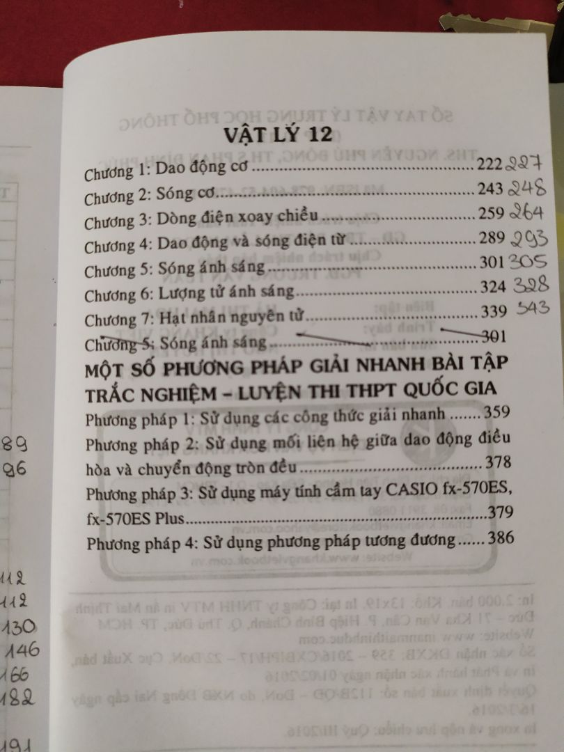 Shop giao nhanh, sách không bị bẩn, hay dập gáy, nhưng phần mục lục in sai trang, lệch trang và trùng khá nhiều mục. Sách mình đã có viết lại số trang đúng với trong sách