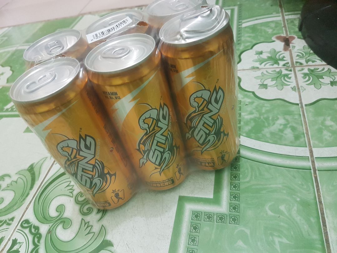 Sao em đặt 1 lốc sting phiên bản đặc biệt của liên quân mà shop giao lốc bình thường là sao ạ ? khi vận chuyển còn bị méo mó nữa