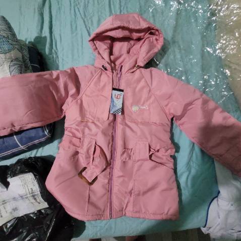 Sản phẩm giao không đúng thông tin, hình ảnh, sản phẩm kém chất lượng, bị rách, lỗi