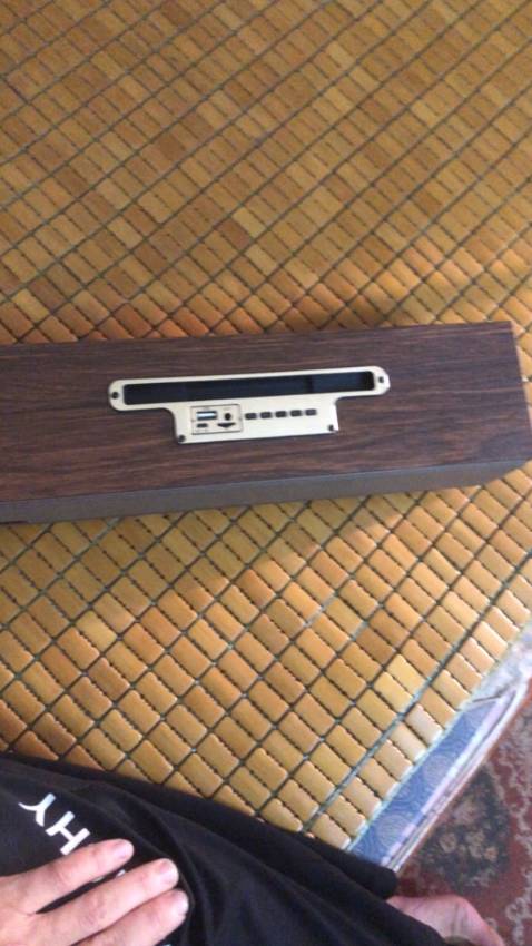 Loa đẹp, nghe âm thanh vòm quá phê, mình mua thêm dây 3.5 cắm máy tính xem đá bóng tiếng nghe cực thích. Đang đặt thêm chiếc nữa shop gửi cho cái màu trắng nhé