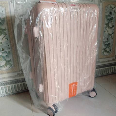 Vali màu xinh lắm í, đẹp chắc chắn, giáo hàng siêu nhanh, sẽ ủng hộ shop lần tới