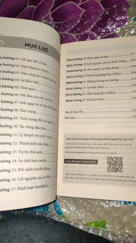 Nội dung khá ổn,có nhiều chi tiết của tâm lý học hành vi,rất đáng tham khảo cho ai bán hàng