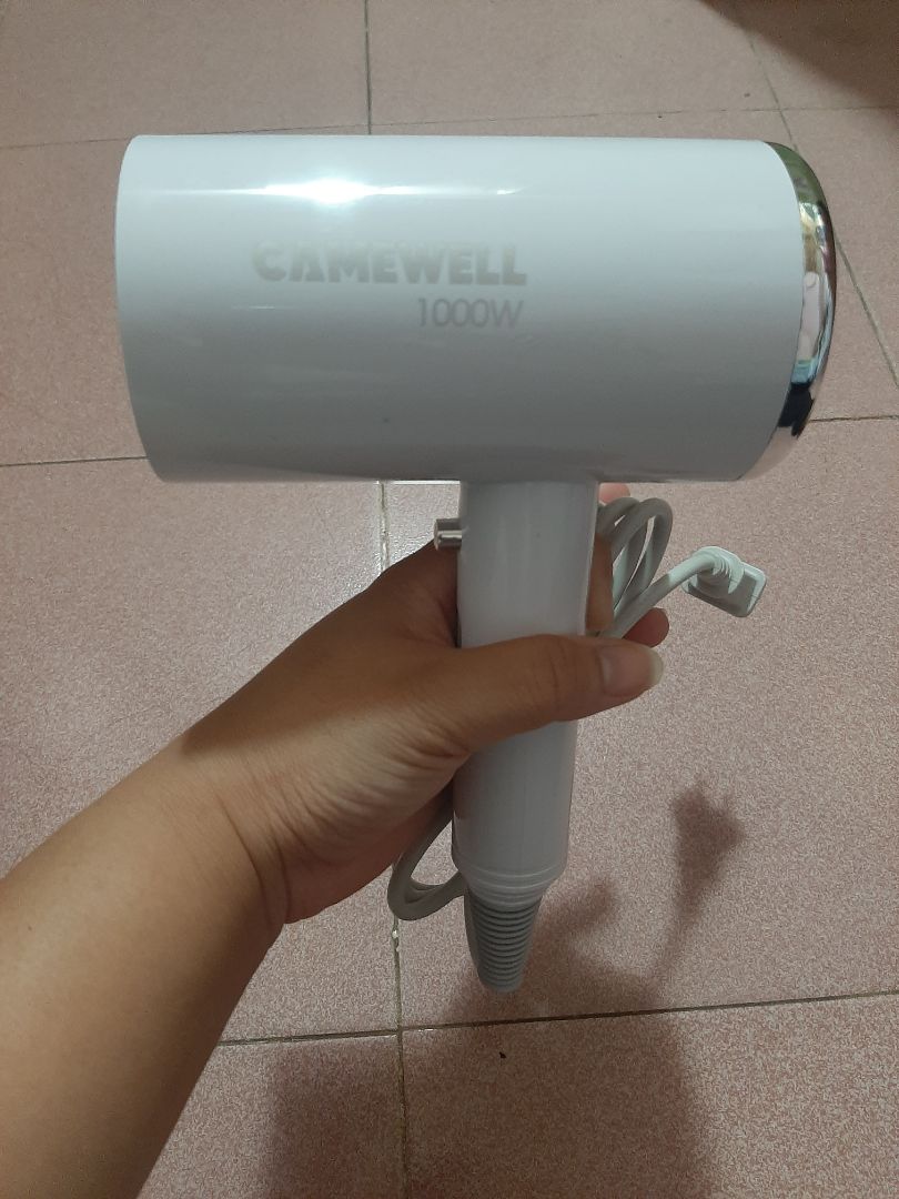 giao đúng hàng, đúng hạn, đóng gói cẩn thận.
Chất lượng thì chưa đánh giá được nhưng mới khởi động thử thì nghe có mùi nhựa của máy, so với tầm giá thì ổn.