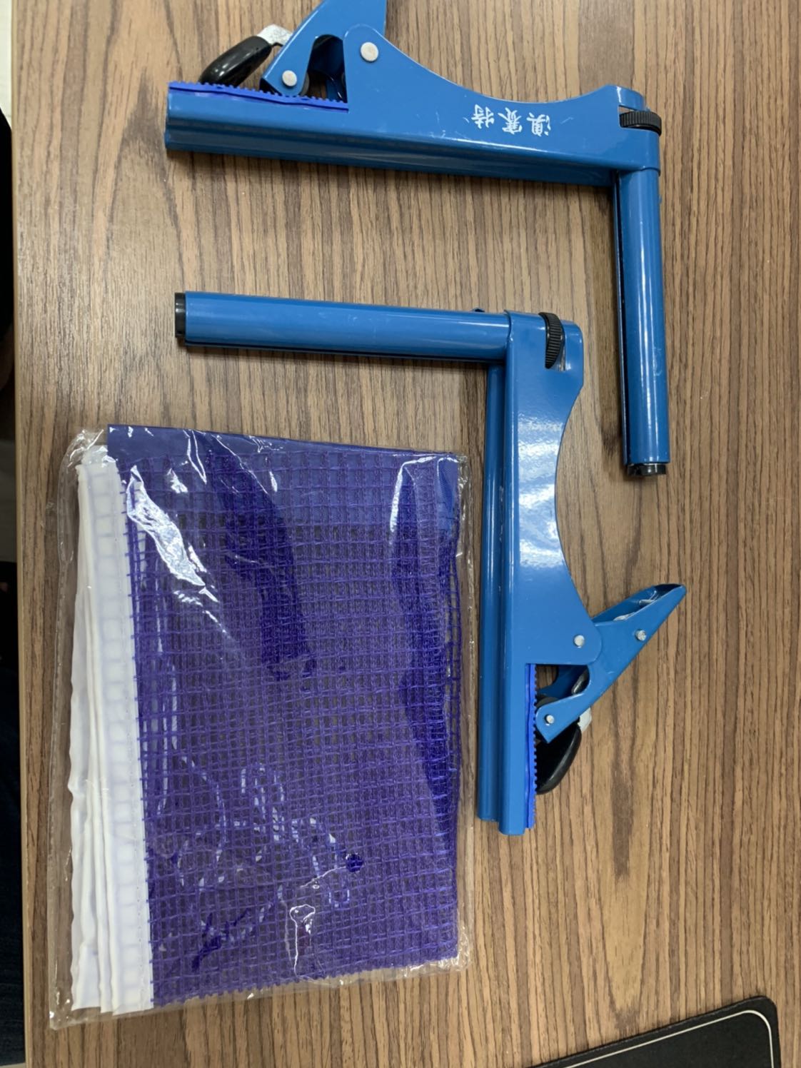 Shop này bán hàng ko đúng thương hiệu DHS P106, tróc xi tùm lum hết! Mình đang khiếu nại với Tiki để đổi lại, ko biết có được ko? Bực mình