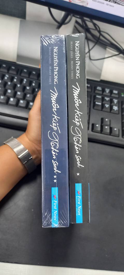 Xhaats lượng giấy và bìa tốt  sách nặng dày đã tay. Nội dung hay, tổng quan lược sử loại người. Có nhìu kiến thức mới lạ. Phù hợp cho những bạn thích lịch sử và văn hóa.giao nhanh tiện lợi và shiper thân thiện, nhiệt tình. Đóng gói kĩ, ko làm móp bìa sách. Mình đọc  dc 2/3 r cảm thấy văn chương viết dễ hiểu, chỉ có 1 số từ chuyên ngành thì phải tìm hiểu và nghiên cứu lại