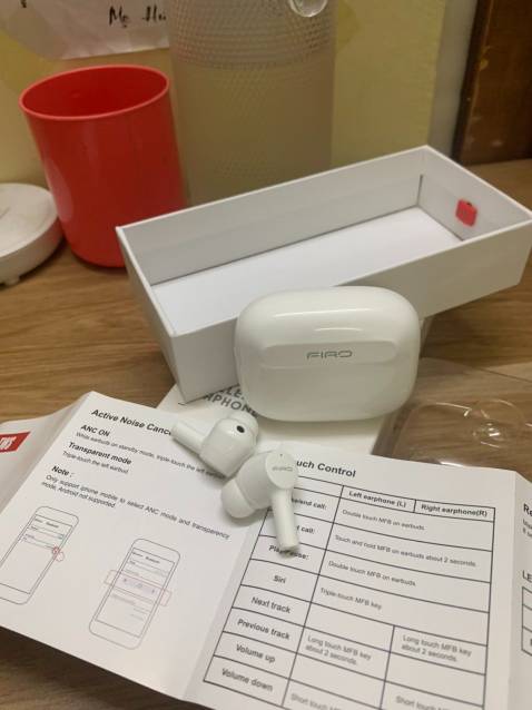 - Mình rất yên tâm khi mua hàng trên TIKI, nhất là những hàng chính hãng.

- Thời gian xử lý đơn hàng nhanh lắm, nhận được ngay trong ngày.

- Tai nghE firo a7 có kiểu dáng hiện đại, ổn trong tầm giá so với các dòng tai nghe có chức năng chống ồn chủ động ANC.

- Thiết kế vừa vặn và êm tai. Dock sạc chắc chắn.

- Âm thanh chân thực, pin lâu.

- Sử dụng rất ổn định, mic bắt âm đàm thoại rất tốt.

- Sản phẩm tốt, đóng gói cẩn thận, hàng chính hãng FIRO.

- Mình khá hài lòng về sản phẩm này.95/100đ 😊