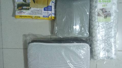 Hàng về từ Hà Nội đến TP Hồ Chí Minh,rất nhanh nhưng hơi móp méo, không biết có ảnh hưởng gì không.