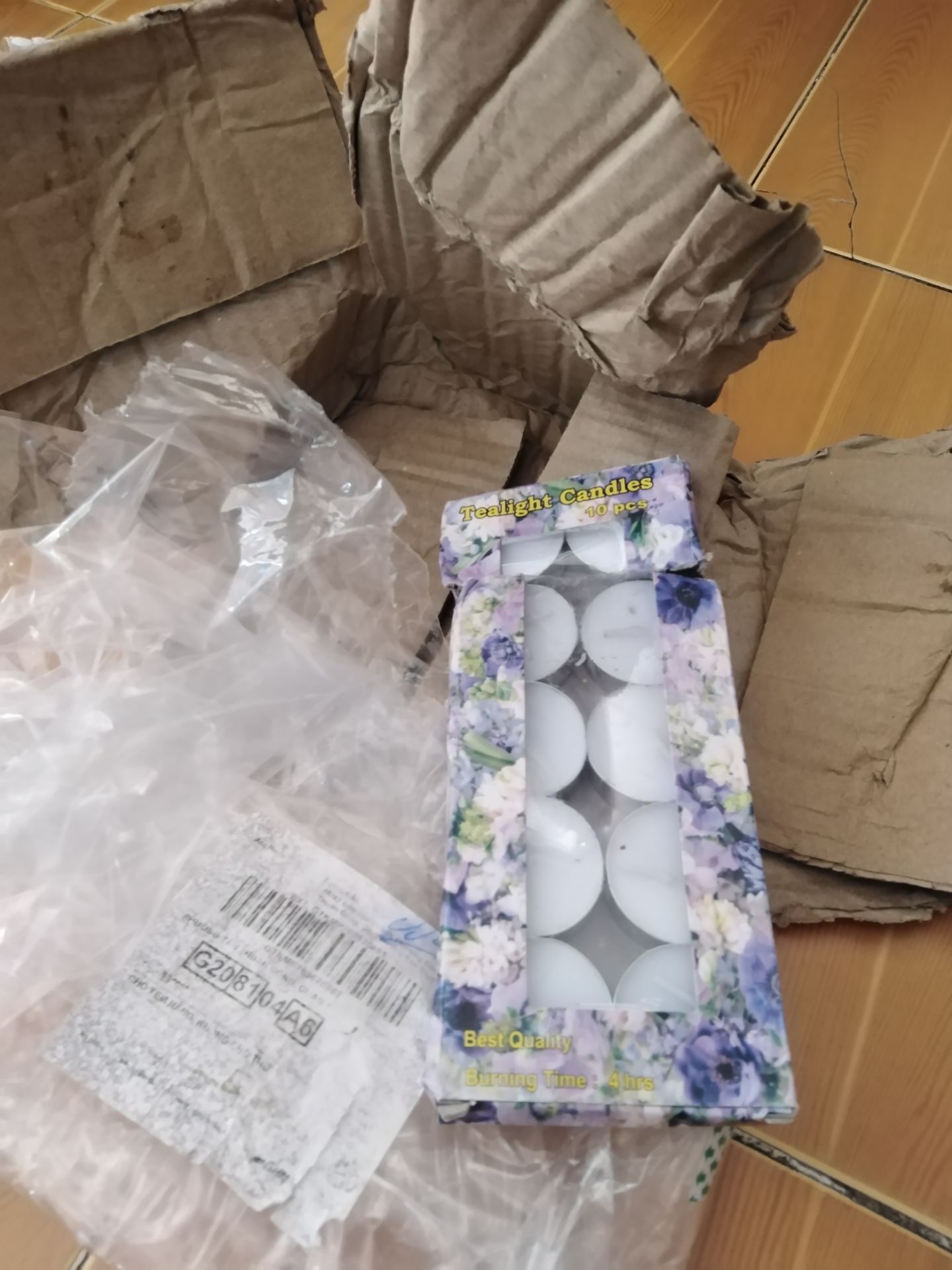 Nhà bán giao hàng không đúng, mua combo một bộ, cả bếp lẫn nến. Mà chỉ giao có nến không có bếp, phản hồi đến nhà bán, gửi thông tin, hình ảnh... Đến nay 5 ngày mà chưa có câu trả lời, làm ăn như vậy, ai mà còn tin tưởng nữa đây...