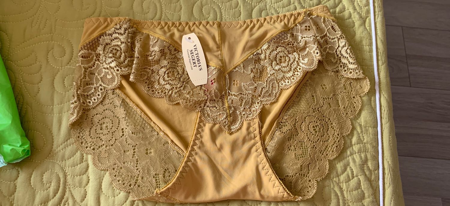 Giao hàng không đúng mẩu 
Mẩu gui k dung