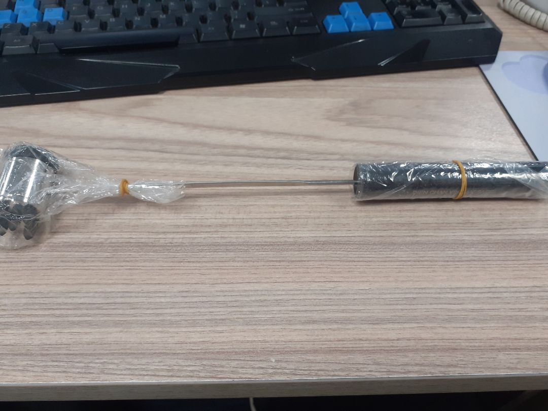 giao nhanh, đóng gói cẩn thận.
Phần thân búa có thể do bị trầy nên nhìn hơi cũ, lau chắc hết, nhìn chung cũng khá oke.