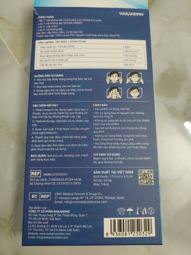 có vẻ như mình đã mua nhầm hàng giả. vì so nhãn bao bì đều không giống sản phẩm mình mua. đã vậy còn có in chữ wakamono đen lên khẩu trang