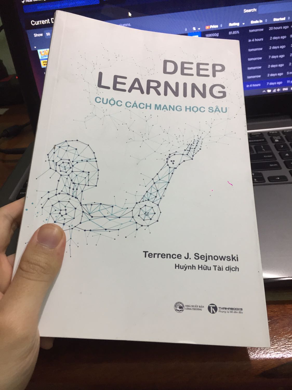 Do tình hình dịch hay sau Tết mà ship hơi lâu,  sách in đẹp, dễ nhìn.