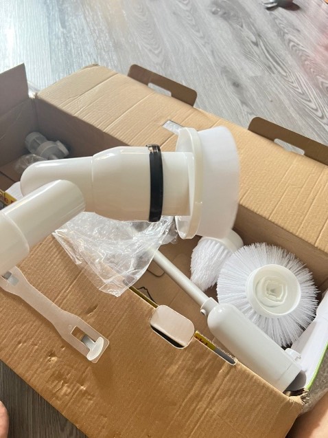 Shop đóng gói hàng cẩn thận, giá của shop rẻ hơn những shop khác, may nhờ shop tư vấn mình mua được chổi điện xịn sò lắm! Chổi của mình mầu xám trắng  là hàng cao cấp nhé. Chúc shop luôn mạnh khoẻ, bán đắt hàng nhé!