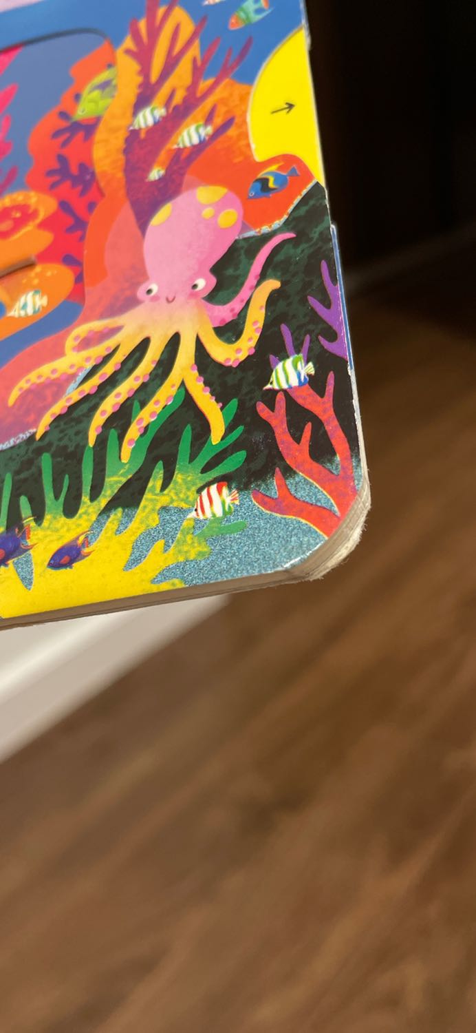 Đề nghị Tiki và nhà sách giao lại sách mới. Sách tôi mới nhận chiều nay là sách cũ, quăn góc, các cạnh của bìa sách bị xờn, cũ cả