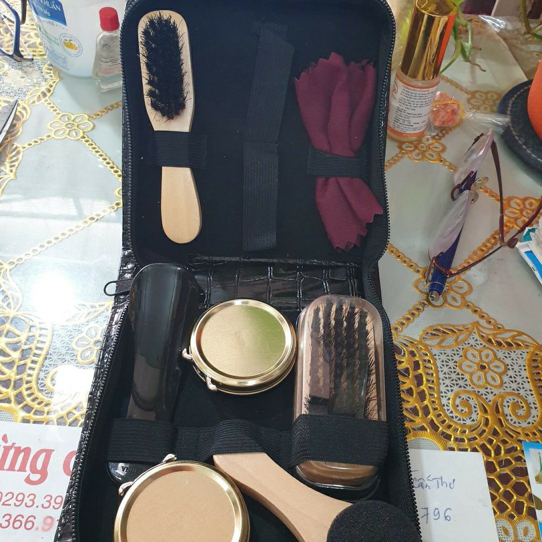 khá là thích luôn, lau giày sạch, nhỏ nhưng có vĩ, tiện lợi lắm khá là thích luôn, lau giày sạch, nhỏ nhưng có vĩ, tiện lợi lắm