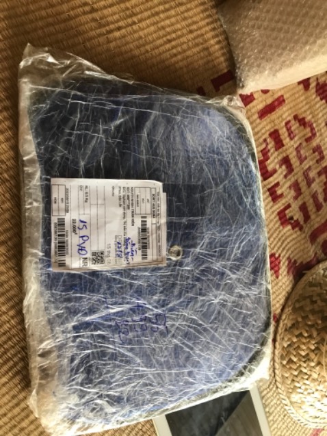 Hàng phù hợp và chất lượng OK, giá quá OK chứ ngoài bán 5-70k/tấm. Tặng shop 5 sao vàng