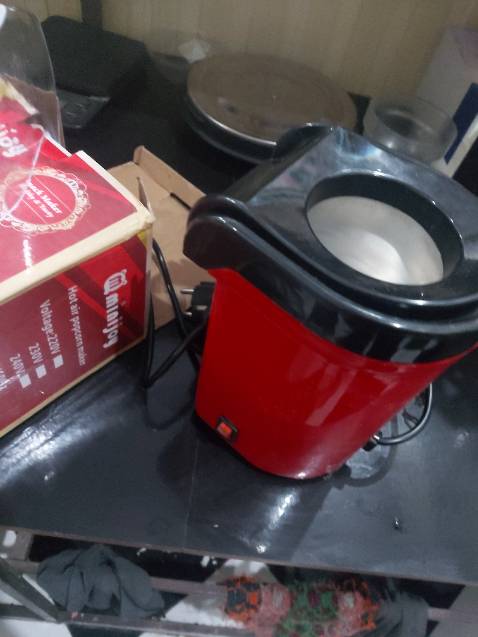 Mua máy về cắm k vào điện
Máy thì bẩn 
Có phân chuột
Đổi trả mất thời gian  
Quá tệ